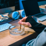 Digitala möten möjliggör för folk att sluta röka